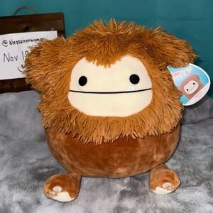 BNWT: 12” Benny (SV) Squishmallow